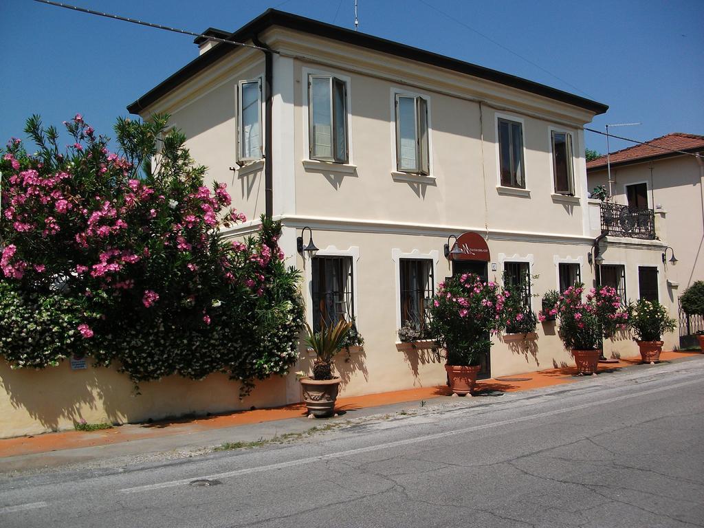 Bed And Breakfast Di Manu Taglio di Po Екстериор снимка